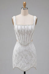 Dressystars White Floral Square Neck Cut-Out Corset Tight Short Homecoming Dress