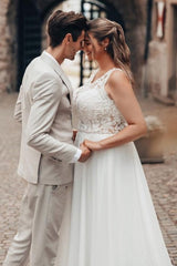 Dressystars White Wedding Dress A Line Lace Chiffon Sleeveless Backless Bridal Gown
