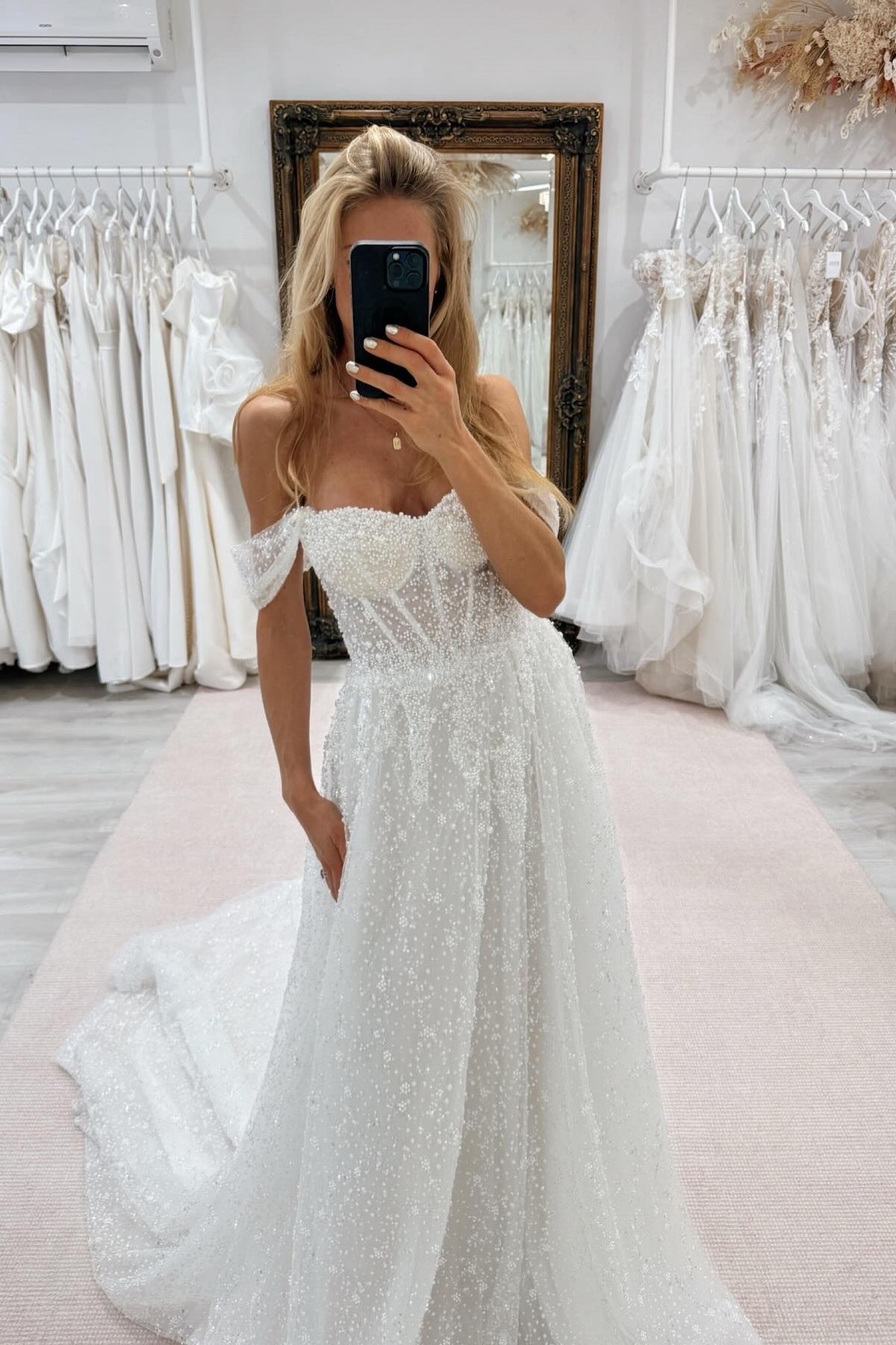 Dressystars White Wedding Dress A Line Strapless Off The Shoulder Sleeveless Beaded Tulle Bridal Gown With Pearls