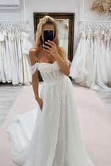 Dressystars White Wedding Dress A Line Strapless Off The Shoulder Sleeveless Beaded Tulle Bridal Gown With Pearls