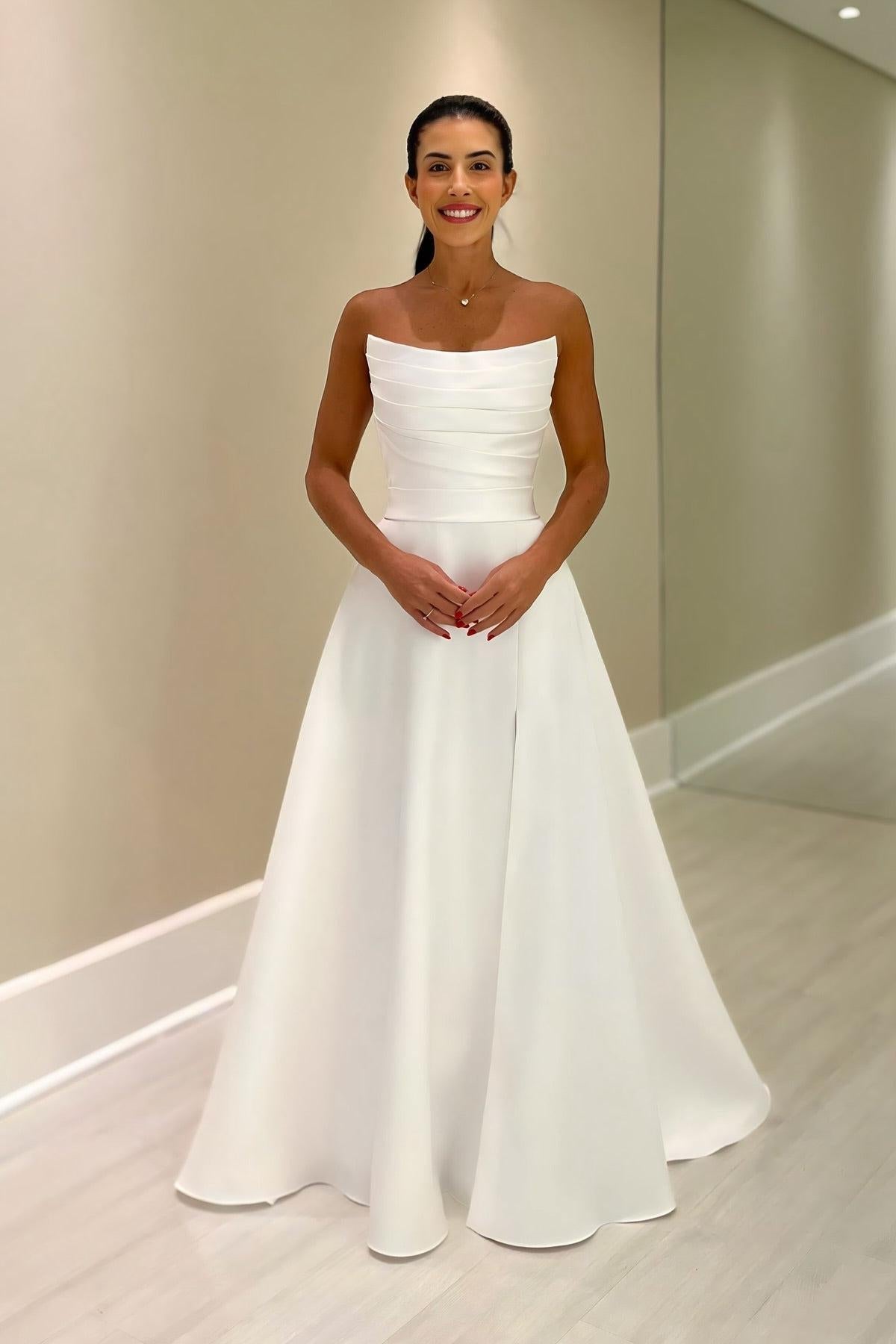 Dressystars White Wedding Dress A Line Strapless Sleeveless Floor Length Satin Bridal Gown With Ruffles