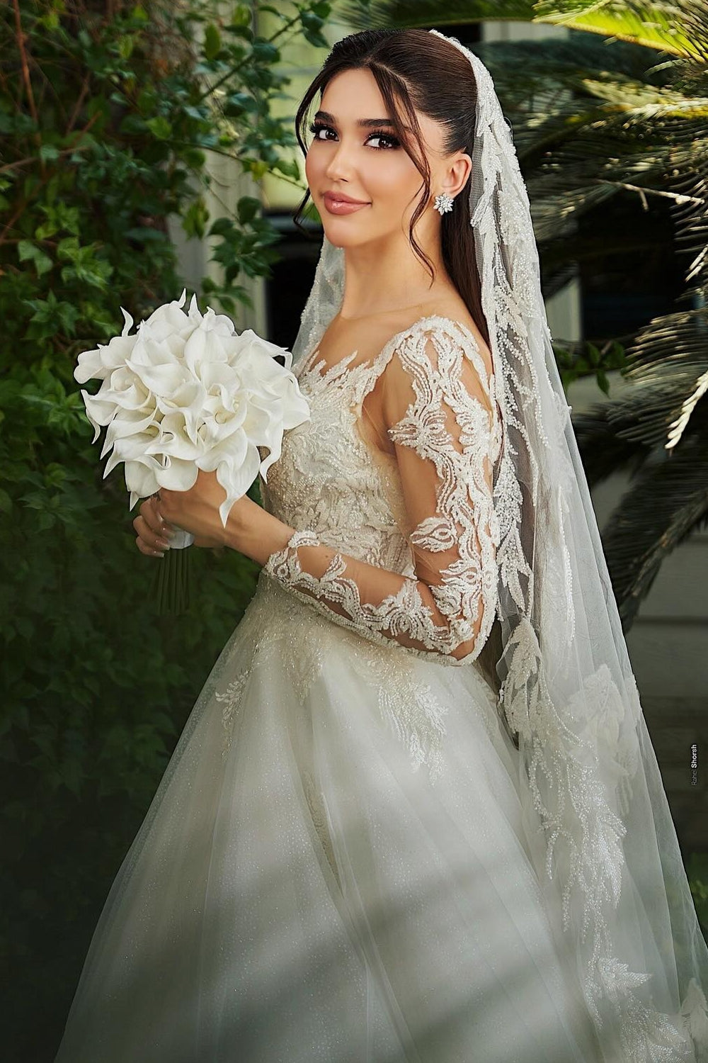 Dressystars White Wedding Dress A Line Sweetheart Sleeves Tulle Bridal Gown With Appliques