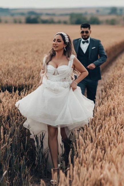 Dressystars White Wedding Dress A Line Tulle Sleeveless Bridal Gown With Lace