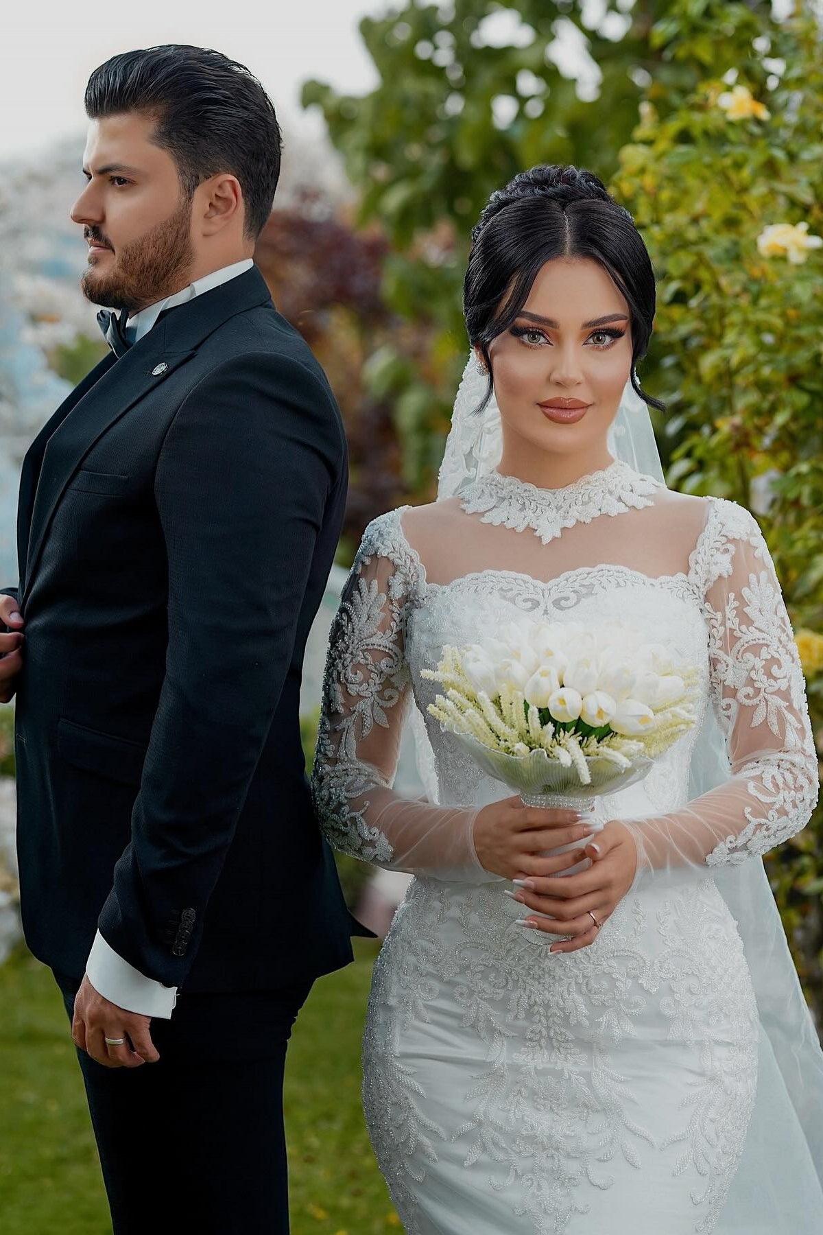 Dressystars White Wedding Dress Mermaid High Neck Lace Sleeves Sequined Tulle Bridal Gown With Appliques