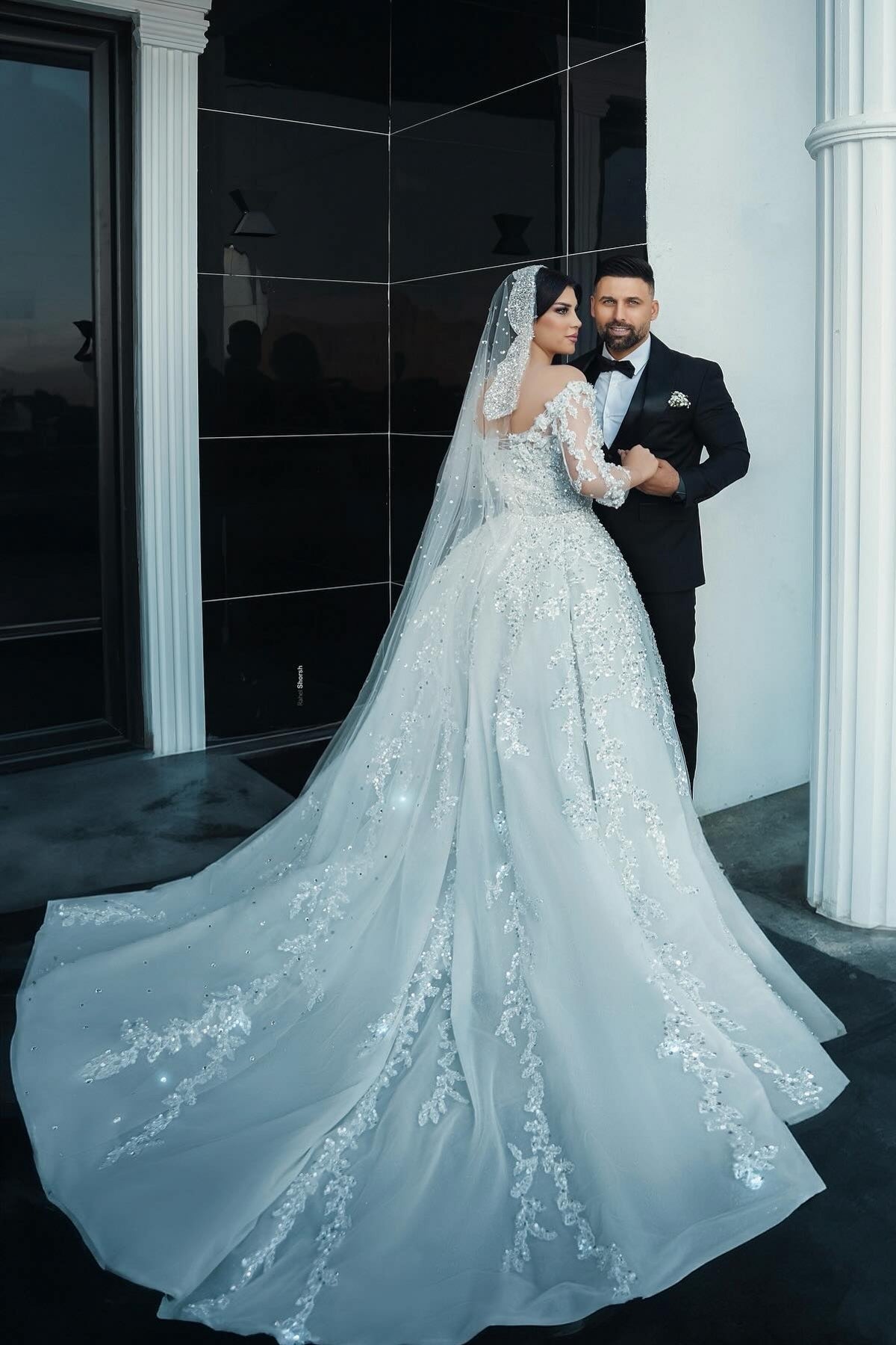 Dressystars White Wedding Dress Mermaid Off The Shoulder Beaded Sequined Detachable Panel Train Tulle Bridal Gown