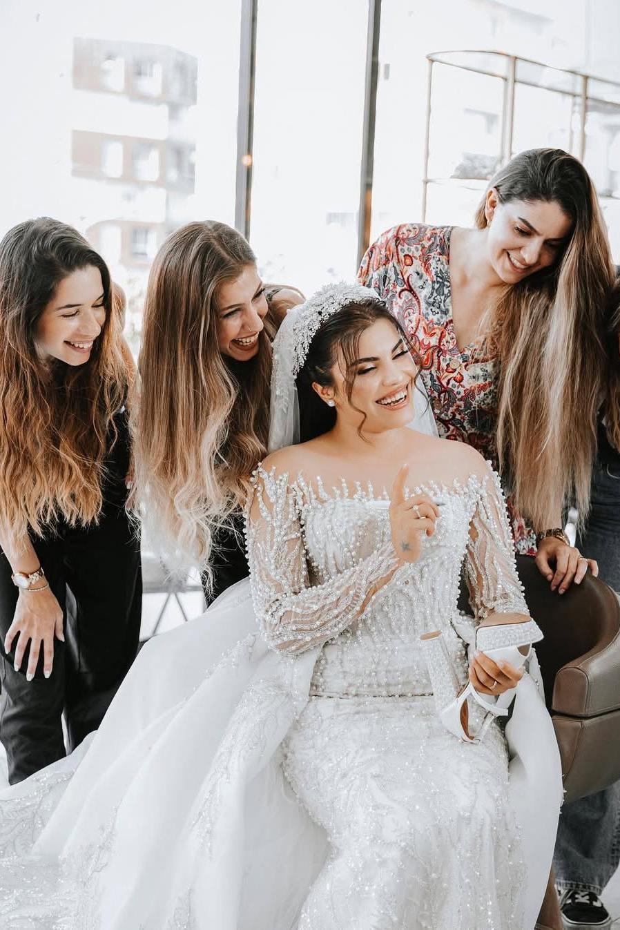 Dressystars White Wedding Dress Mermaid Off The Shoulder Sleeves Beaded Detachable Train Tulle Bridal Gown With Peals
