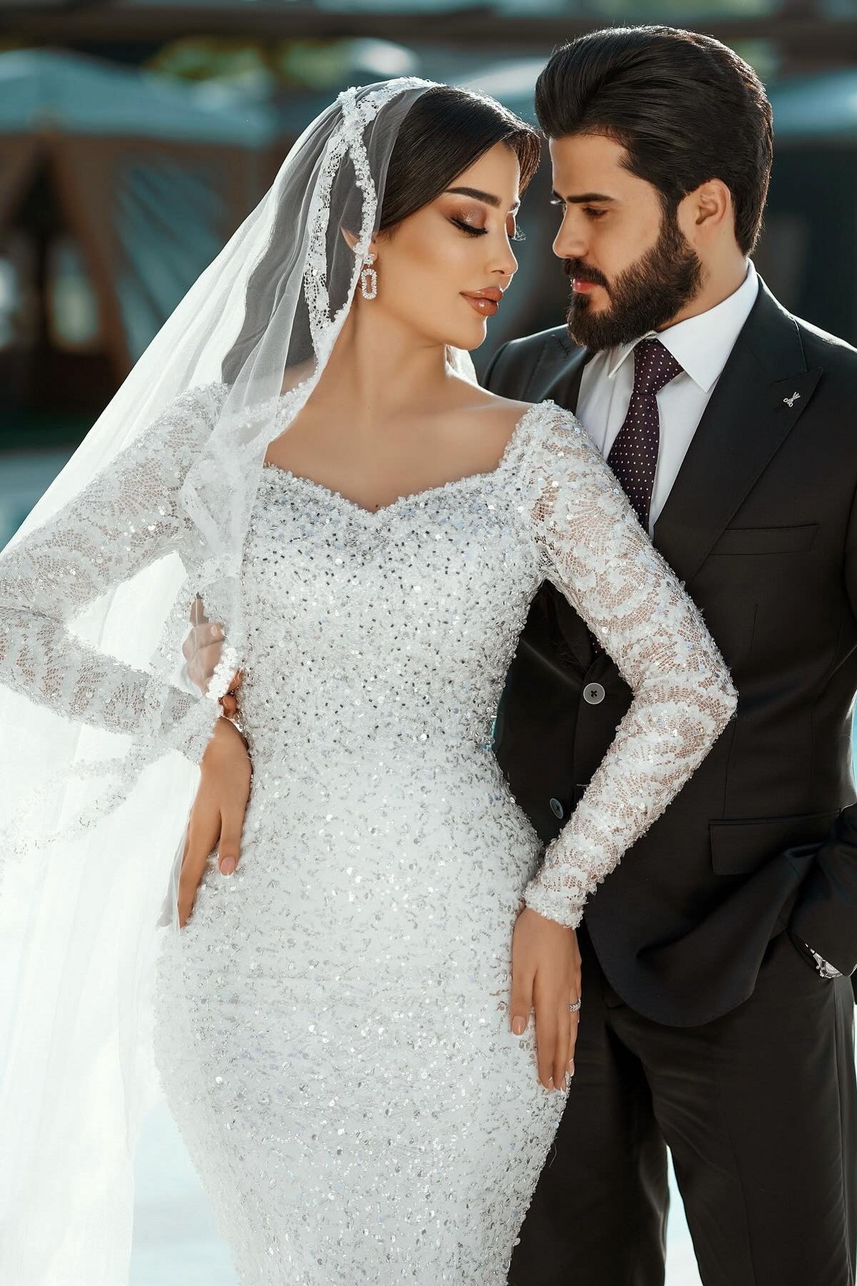 Dressystars White Wedding Dress Mermaid Square Sleeves Sequined Lace Sweep Train Tulle Bridal Gown
