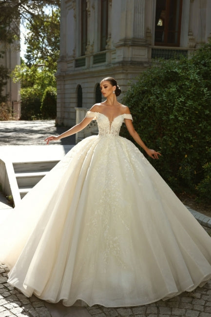 Dressystars White Wedding Dress Off The Shoulder Sleeveless Sequined Ball Gown Tulle Bridal Gown With Appliques