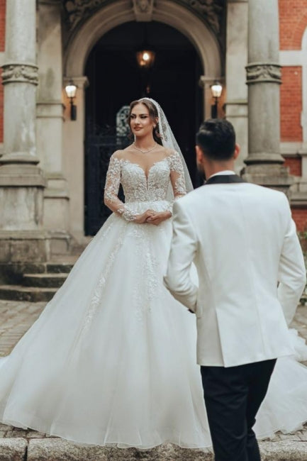 Dressystars White Wedding Dress Scoop Neck A Line Tulle Lace Bridal Gown With Sleeves