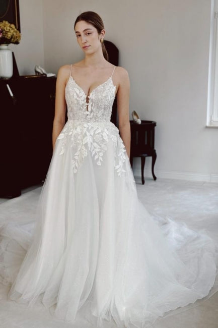 Dressystars White Wedding Dress Spaghetti Strap Sleeveless Beaded Cathedral Train Lace Tulle Bridal Gown