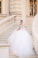 Dressystars White Wedding Dress Sweetheart Ball Gown Off The Shoulder Sleeveless Lace Up Cathedral Train Tulle Bridal Gown