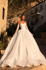 Dressystars White Wedding Dress Sweetheart Ball Gown Sleeveless Floor Length Satin Bridal Gown With Lace
