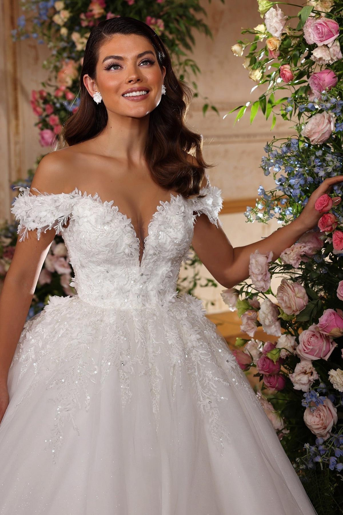 Dressystars White Wedding Dress Sweetheart Off The Shoulder Sequined Ball Gown Cathedral Train Tulle Bridal Gown