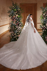 Dressystars White Wedding Dress Sweetheart Off The Shoulder Sequined Ball Gown Cathedral Train Tulle Bridal Gown