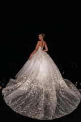 Dressystars White Wedding Dress Sweetheart Sleeveless Beaded Ball Gown Lace Tulle Bridal Gown With Appliques