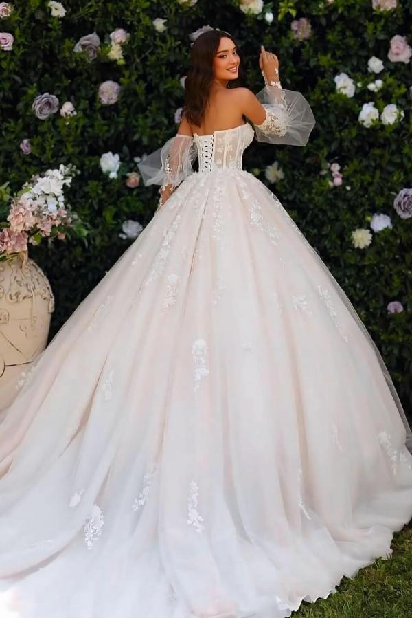 Dressystars White Wedding Dress Sweetheart Sleeveless Lace Ball Gown Tulle Bridal Gown With Appliques