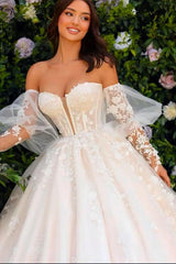 Dressystars White Wedding Dress Sweetheart Sleeveless Lace Ball Gown Tulle Bridal Gown With Appliques
