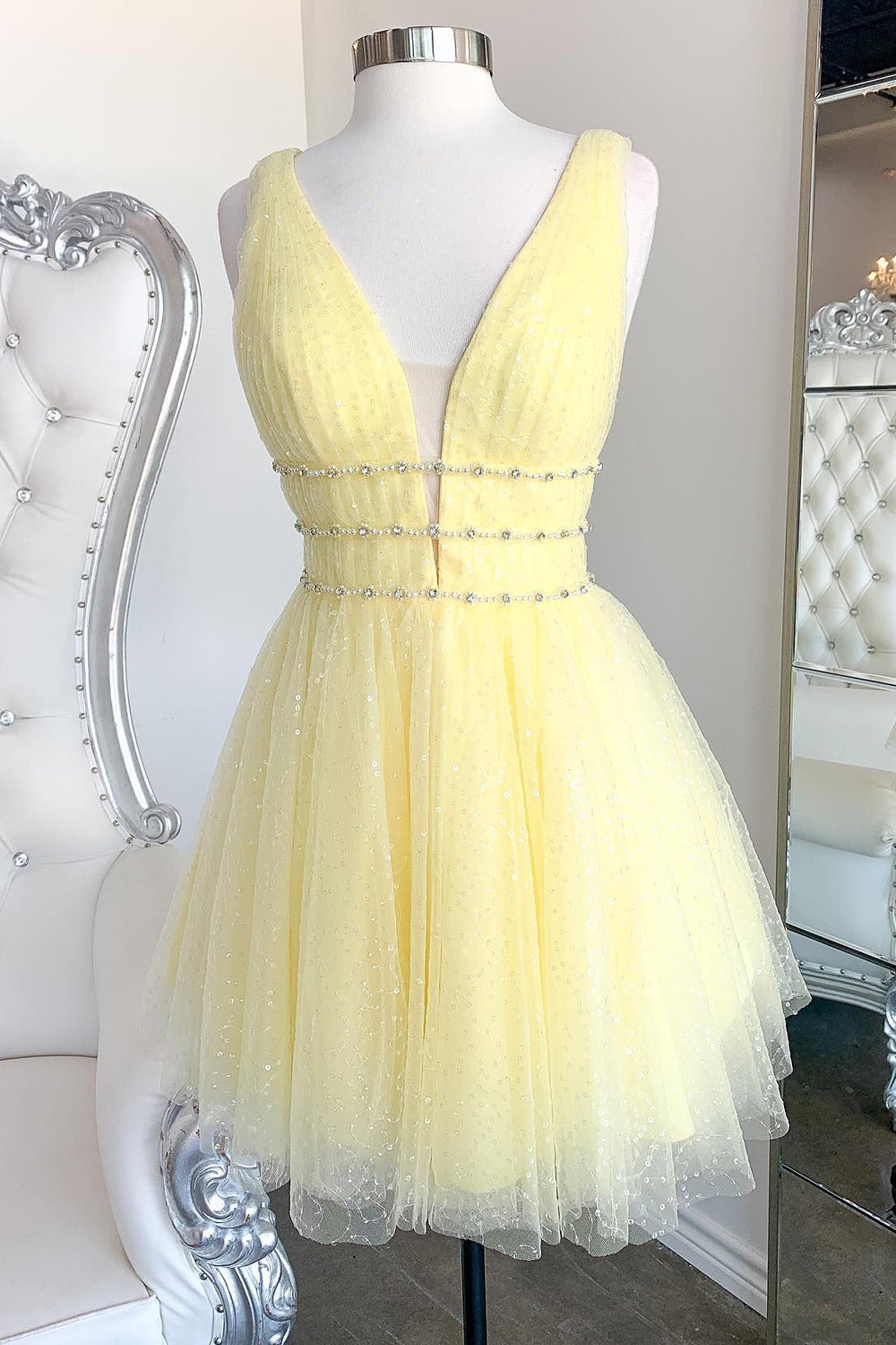 Dressystars Yellow Homecoming Dress Beaded Sequin A-Line Short Prom Dress
