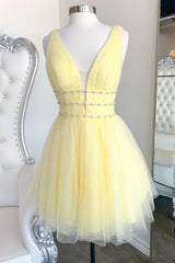 Dressystars Yellow Homecoming Dress Beaded Sequin A-Line Short Prom Dress