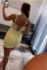 Dressystars Yellow Short Homecoming Dress Spagetti Straps Party Dress with Lace Appliques