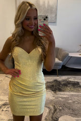 Dressystars Yellow Tight Homecoming Dresses Ruched Short Cocktail Dresses With Beading