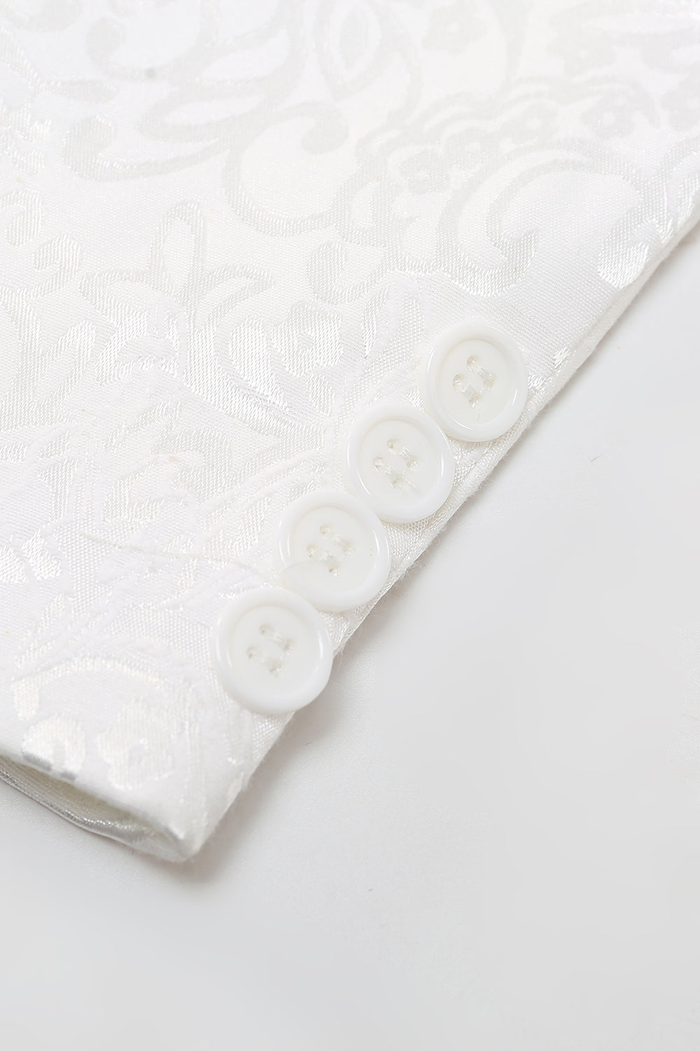 Elegant 2-Piece White Shawl Lapel Jacquard Homecoming & Prom Suit