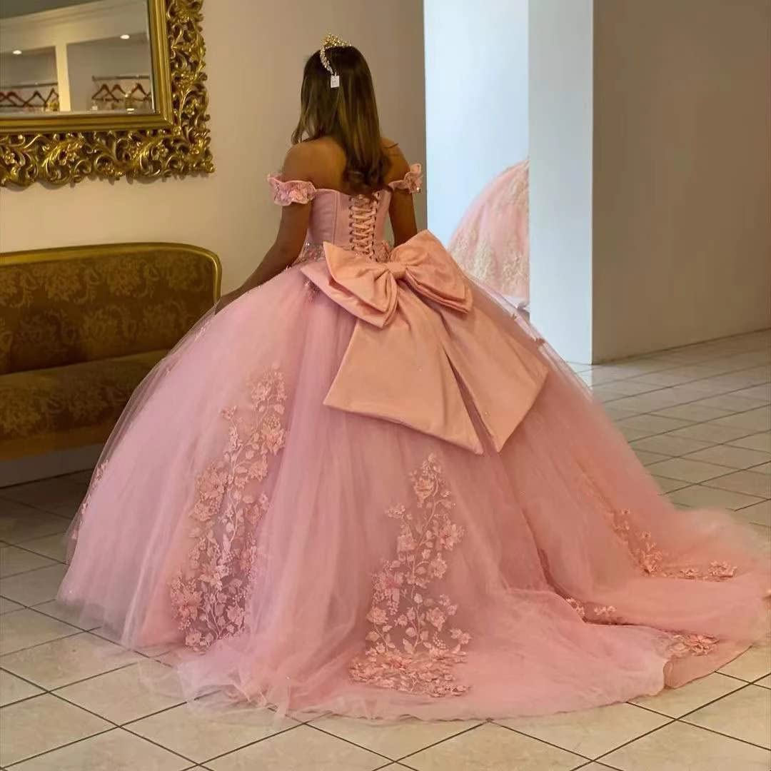 Elegant Ball Gown Off Shoulder Lace Appliques Beaded Pink Tulle Quinceanera Dress For Sweet 16
