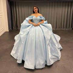 Elegant Ball Gown Off Shoulder Sleeveless Beaded Sequins Appliques Pleated Big Bow Knot Baby Blue Satin Quinceanera Dress Birthday Party Dress For Sweet 16