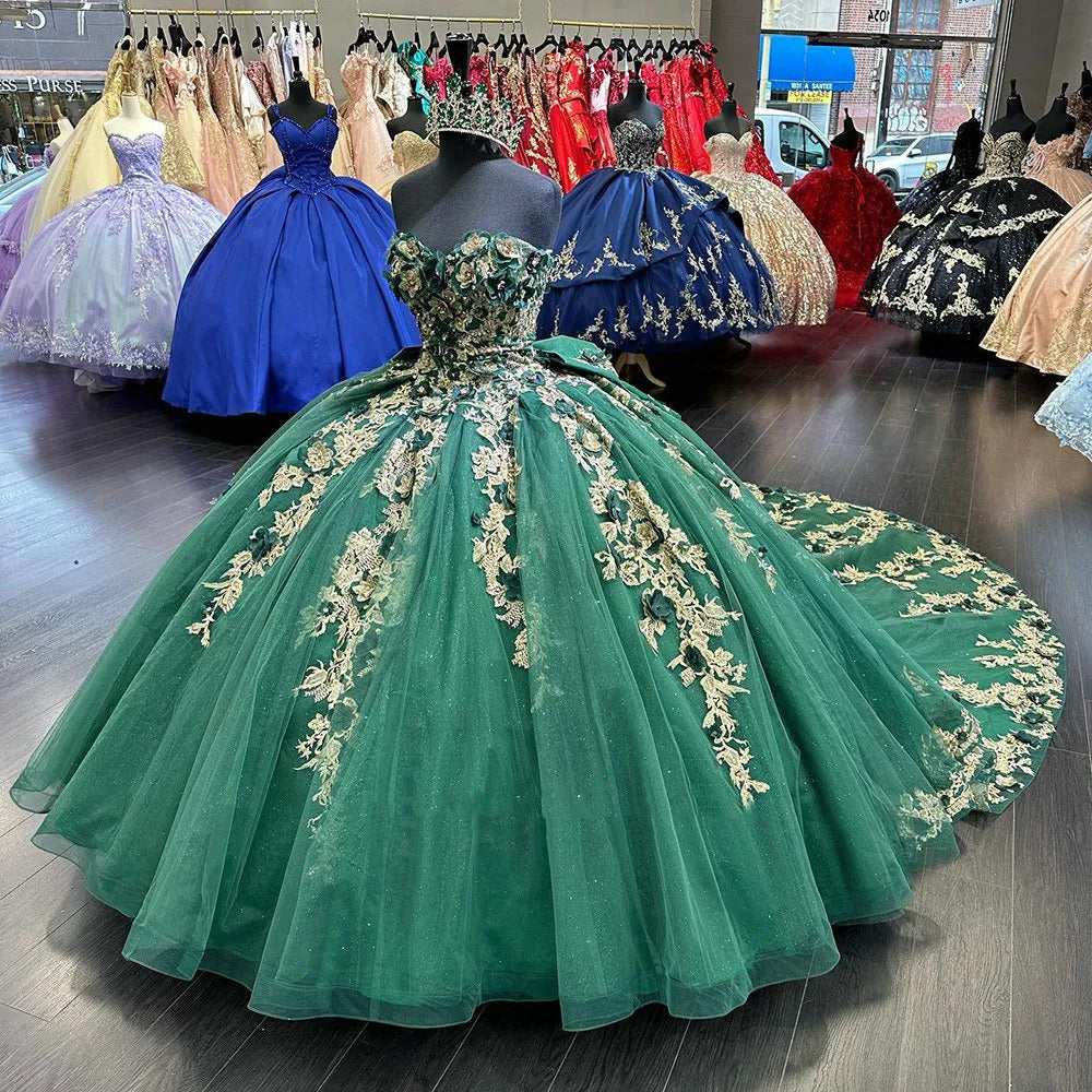 Elegant Ball Gown Strapless Bow Knot 3D Flowers Gold Appliques Merald Green Tulle Quinceanera Dress For Sweet 16