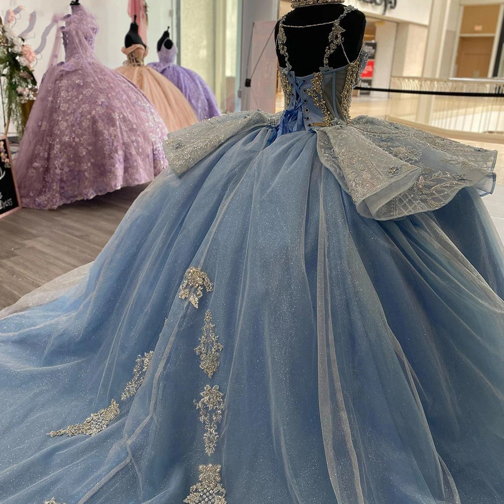 Elegant Ball Gown Strapless Sleeveless Flower Lace Appliques Beaded Sky Blue Tulle Princess Gown Quinceanera Dress For Sweet 16