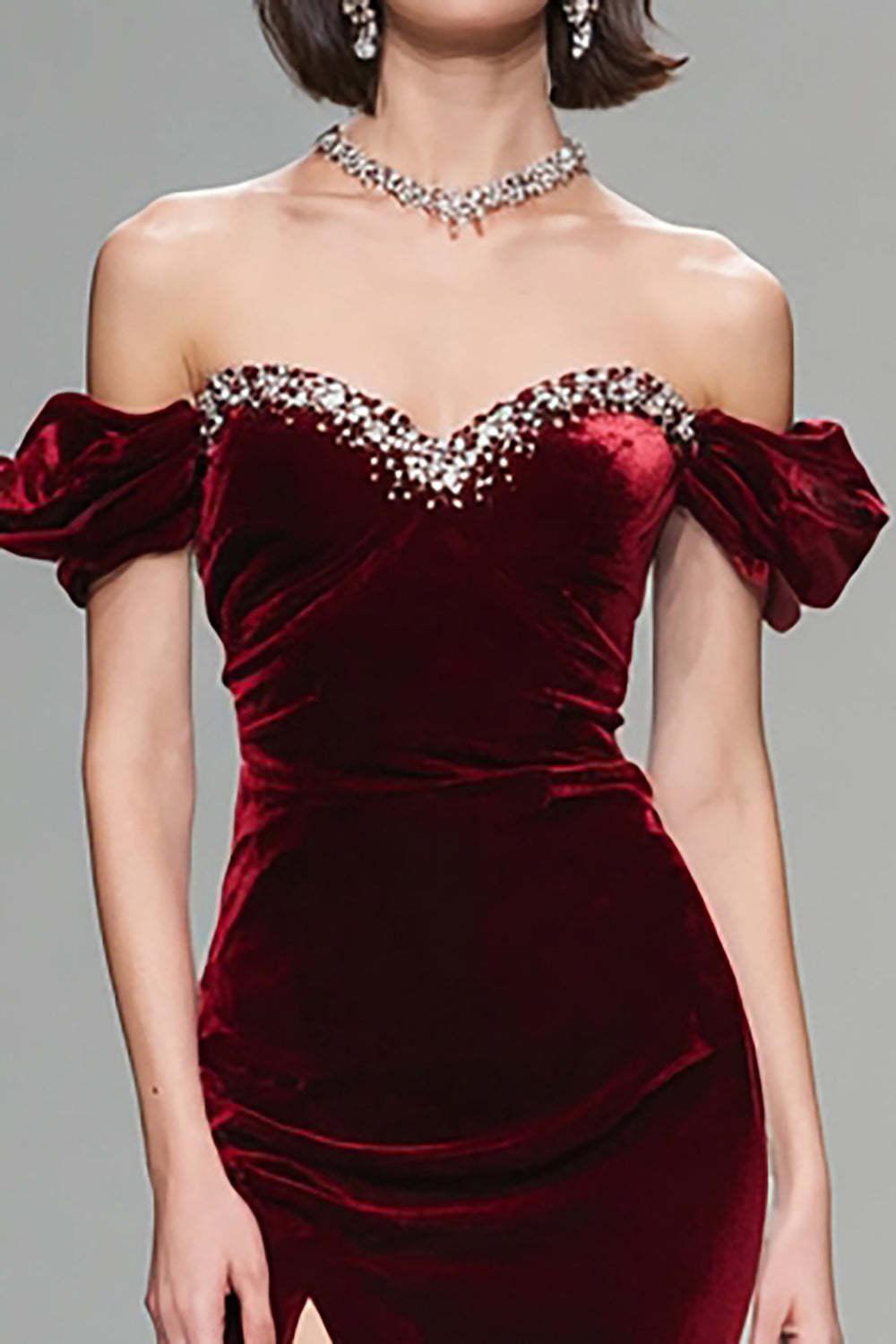 Dressystars Elegant Burgundy Mermaid Long Velvet Holiday Party Dress With Beading