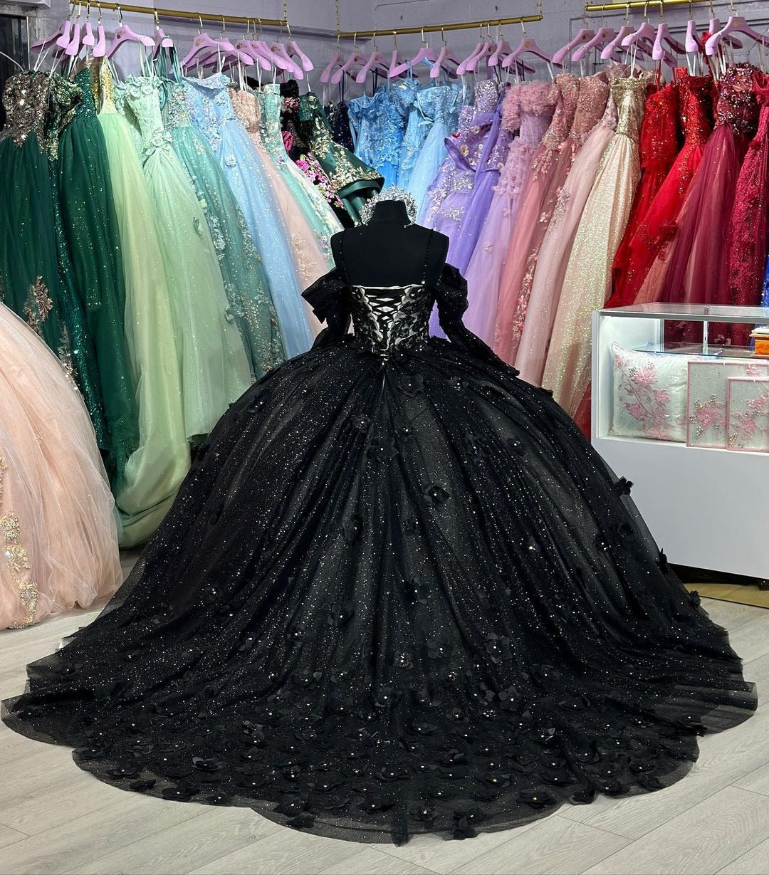 Elegant & Chic Ball Gown Off Shoulder Sweetheart Neck Long Sleeves Flowers Appliques Black Tulle Princess Quinceanera Dresses Evening Party Gown For Sweet 16
