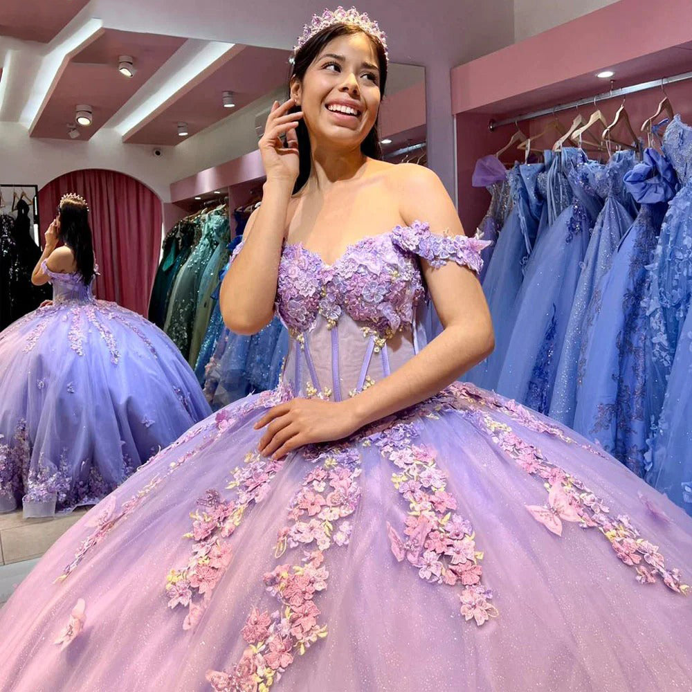 Elegant & Classic Ball Gown Off Shoulder Beaded Lace Butterfly Appliques Lavender Tulle Quinceanera Dress Princess Evening Party Gown For Sweet 16