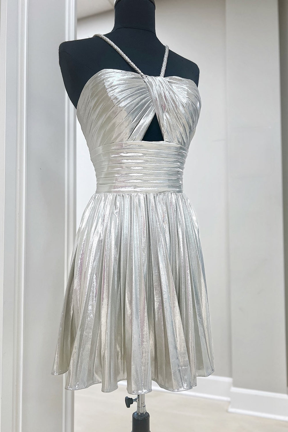 Fuchsia Homecoming Dresses A-Line Halter Pleated Short Cocktail Dresses