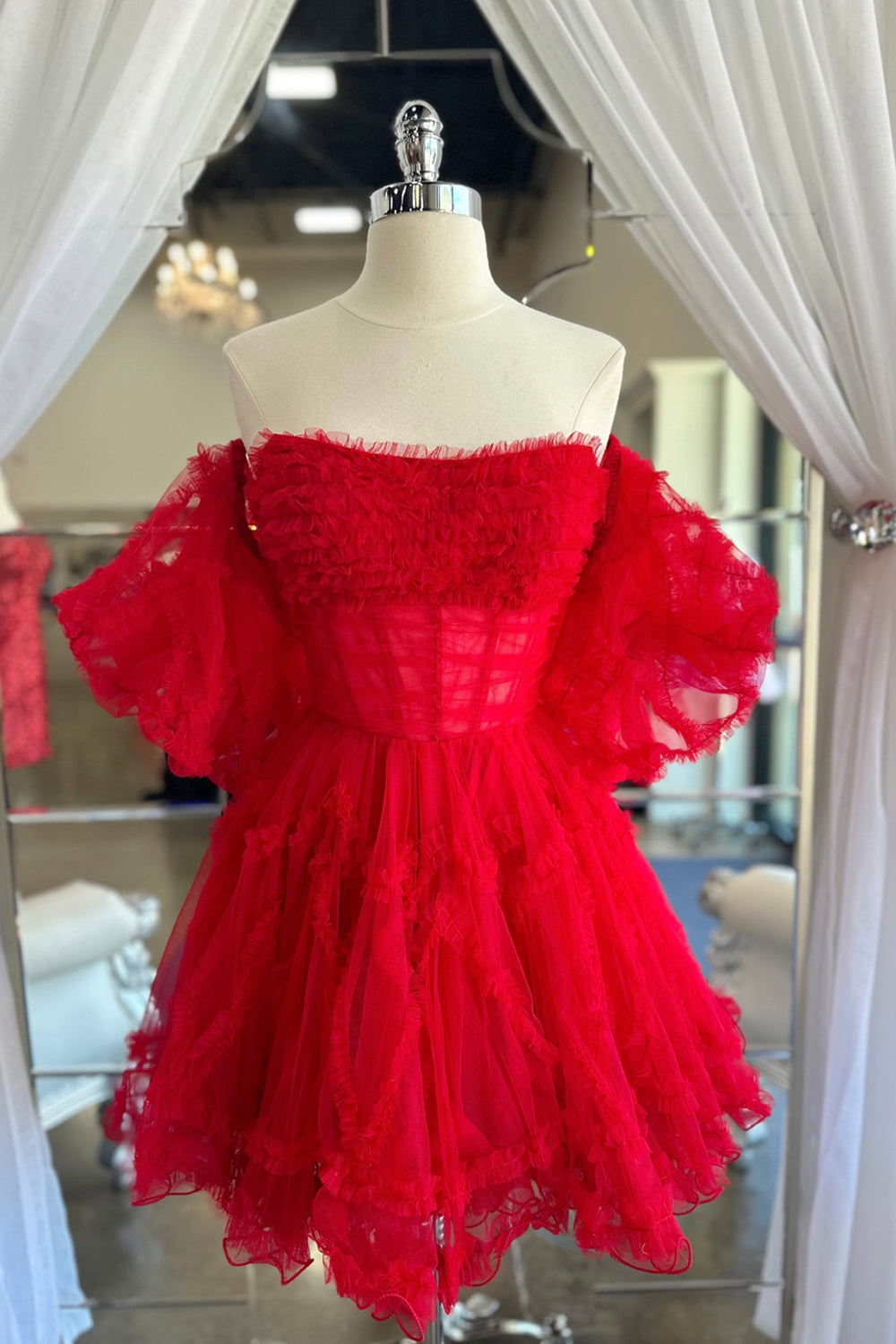 Fuchsia Homecoming Dresses Corset Puff Sleeves A-Line Short Tulle Cocktail Dresses with Ruffles