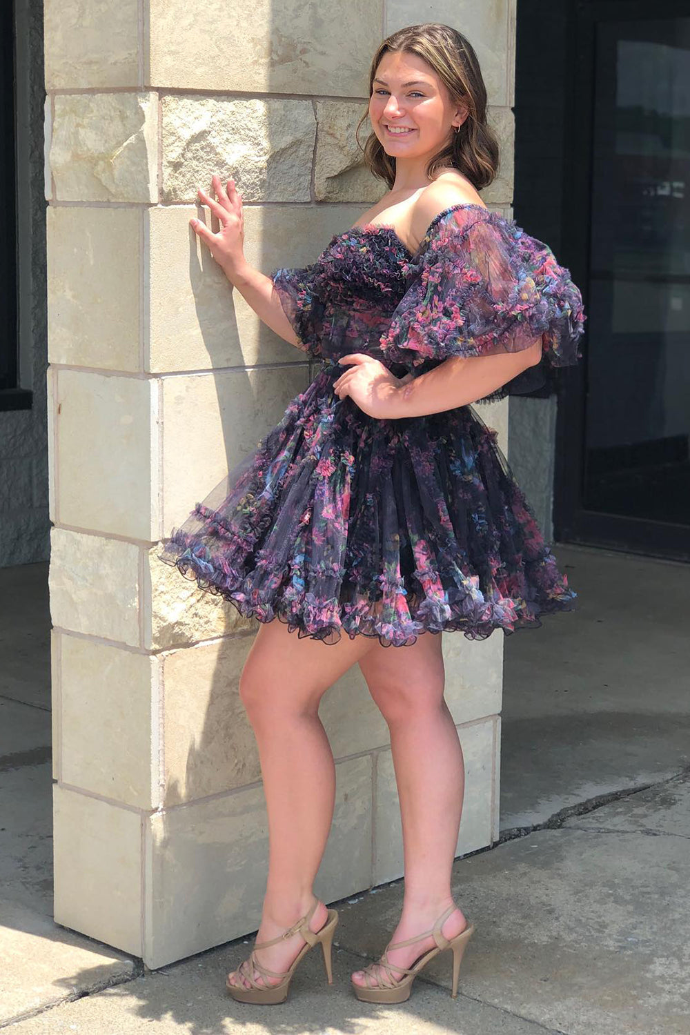 Fuchsia Homecoming Dresses Corset Puff Sleeves A-Line Short Tulle Cocktail Dresses with Ruffles