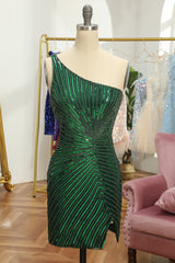 Glitter Dark Green Homecoming Dresses One Shoulder Beaded Tight Cocktail Dresses