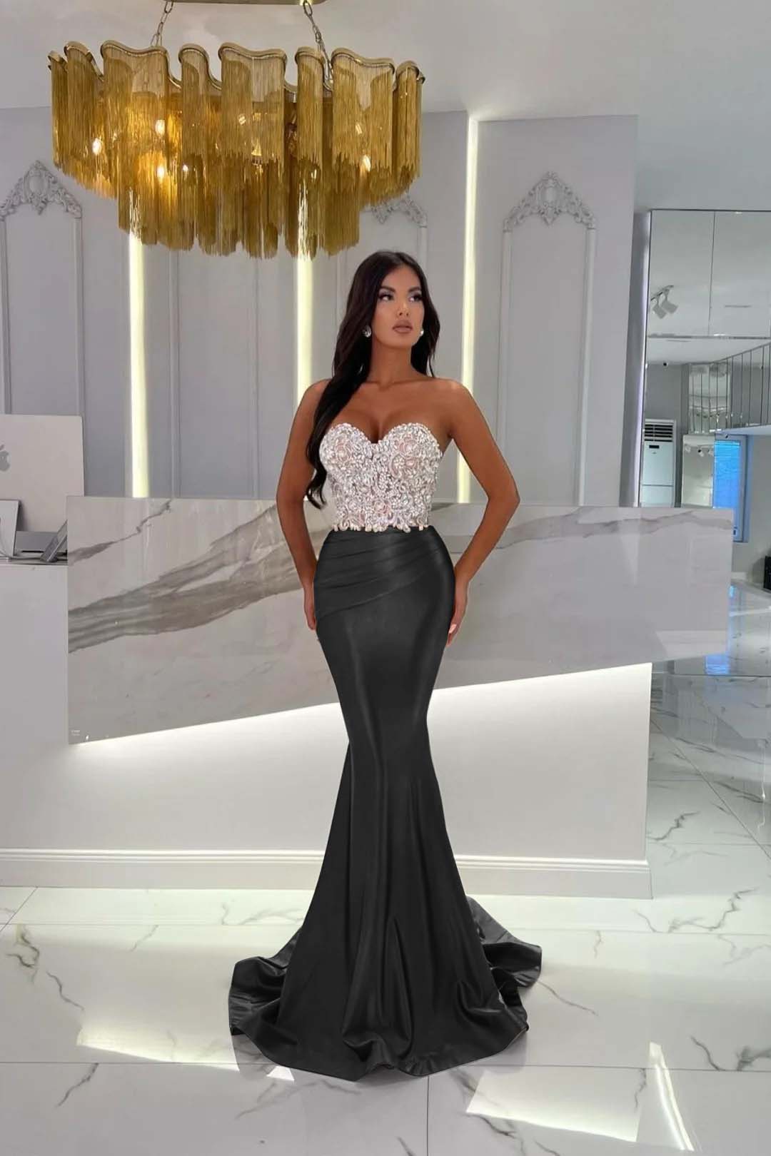 Gold Mermaid Prom Dress Sleeveless Sweetheart Formal Dress With Beadings and Rhinestones