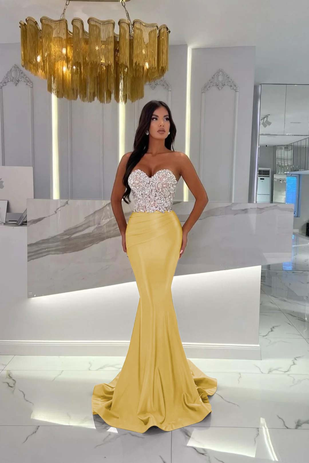Gold Mermaid Prom Dress Sleeveless Sweetheart Formal Dress With Beadings and Rhinestones