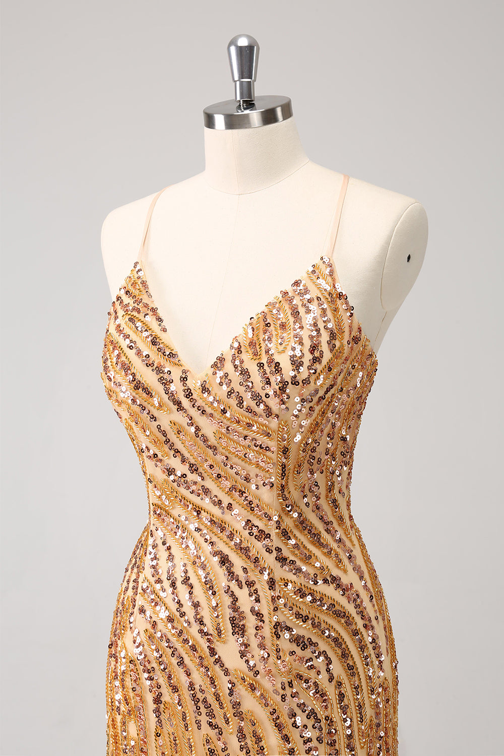 Golden Homecoming Dresses Sequined Spaghetti Straps Tight Short Cocktail Dresses With Fringes