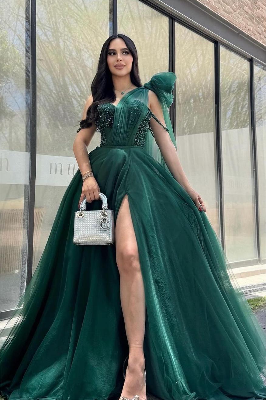 Green A Line Prom Dress Sleeveless One Shoulder Formal Dress With Beadings and Rhinestones