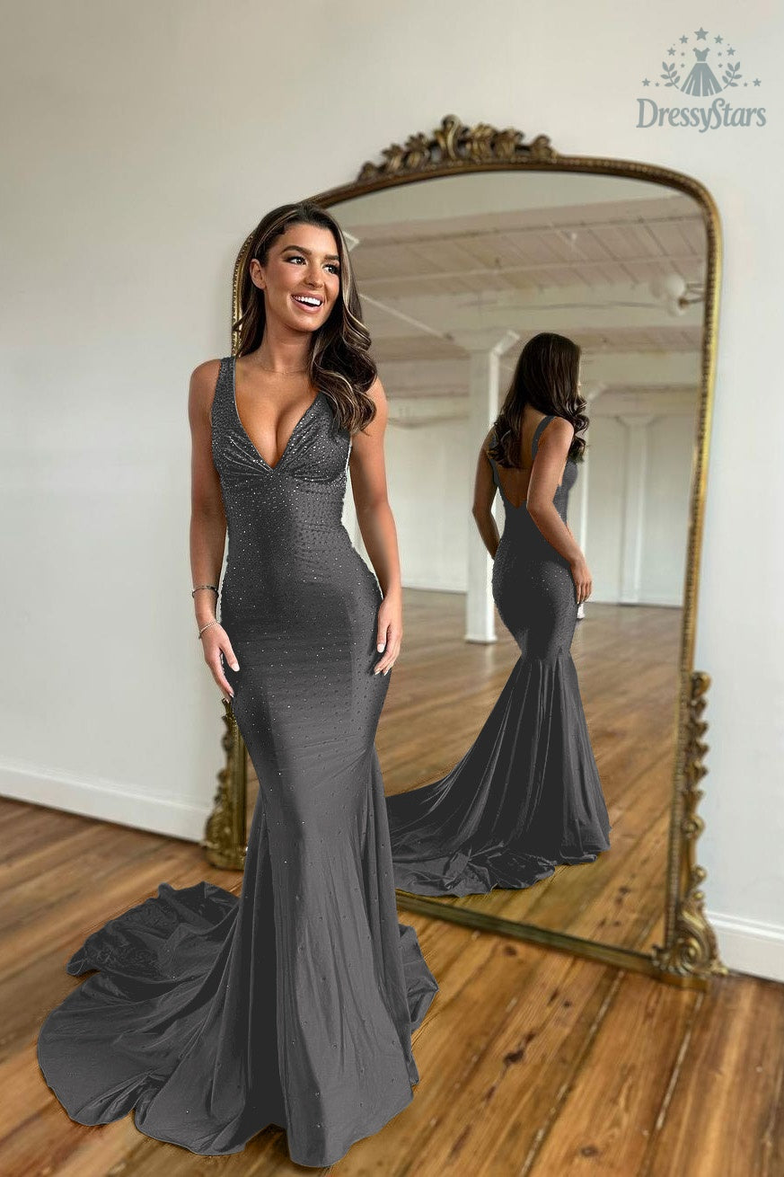 Green Beaded Mermaid V-Neck Backless Long Prom Dress