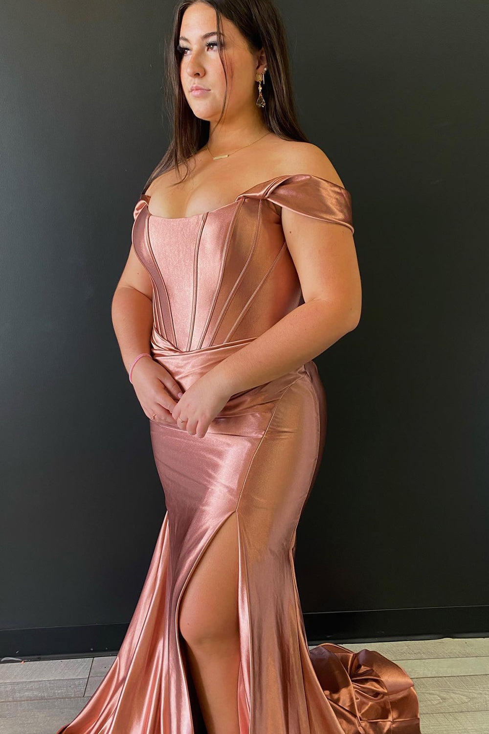 Green Corset Prom Dress Off the Shoulder Long Evening Dress with Slit