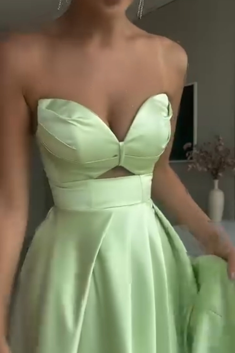Green Keyhole Wedding Guest Dress A Line Sweetheart Long Prom Dress With Slit