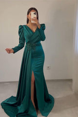 Green Mermaid Prom Dress Long Sleeve V Neck Formal Dress With Beadings and Rhinestones