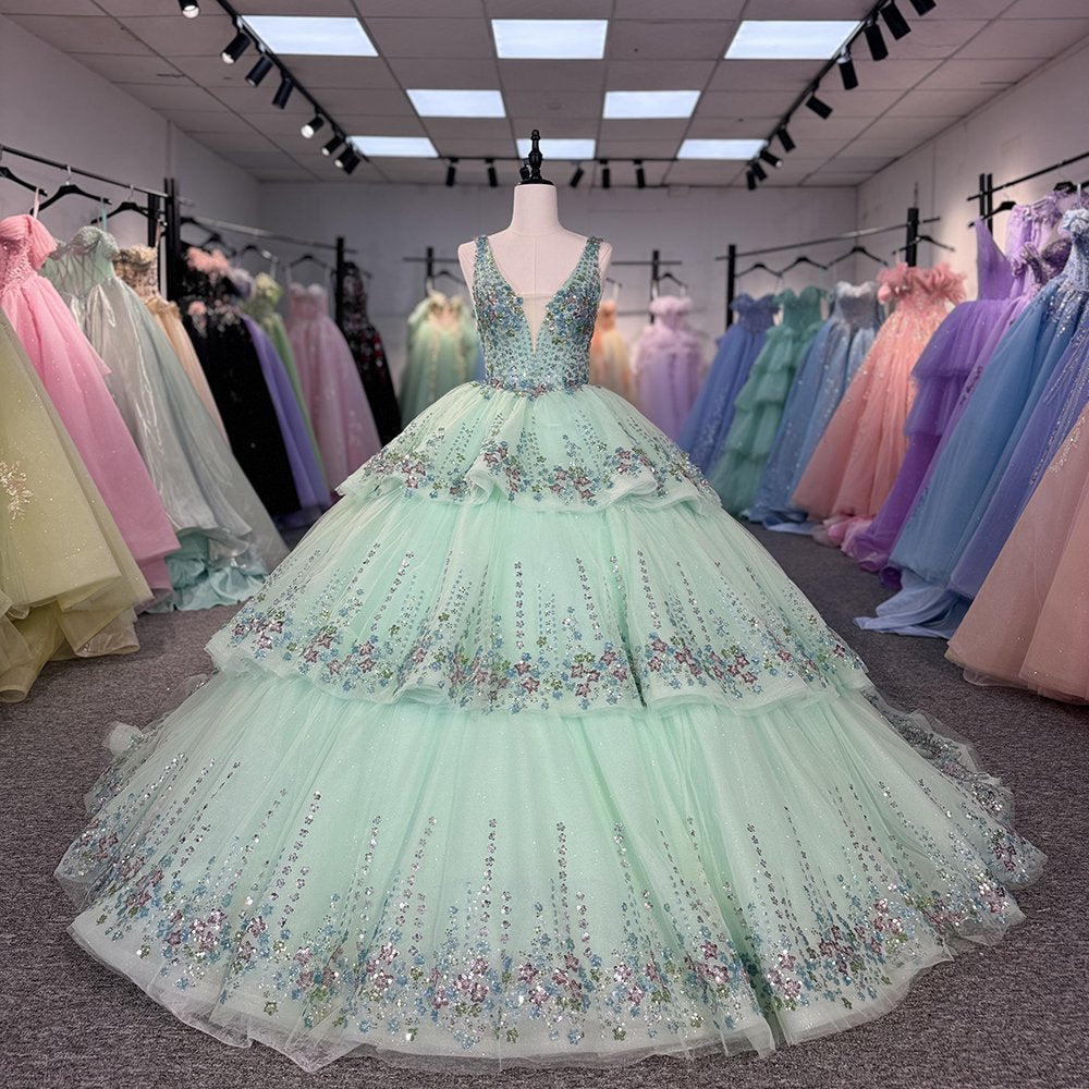 Green Quinceanera Dress Sweet 15 Evening Dress Crystal Sleeveless Ball Gown Beading Sweet 16 Dress