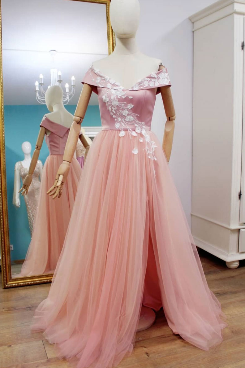 Handmade Bridesmaid DressPink Tulle Off the Shoulder Wedding Guest Dress