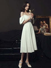 Handmade Bridesmaid DressSimple White Sweetheart Neck Short Wedding Guest Dress