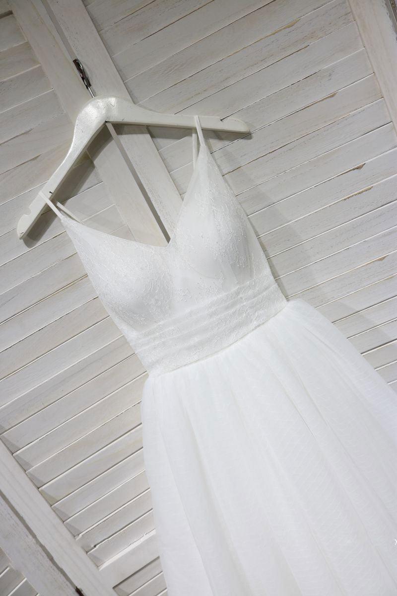 Handmade Bridesmaid DressWhite V Neck Tulle Lace Tea Length Wedding Guest Dress