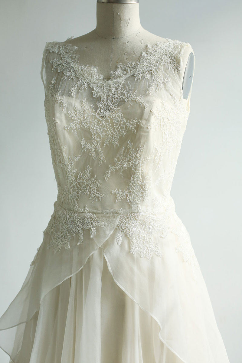 Handmade Ivory Round Neck Lace Chiffon Long Handmade Wedding Dress Lace Bridal Gown